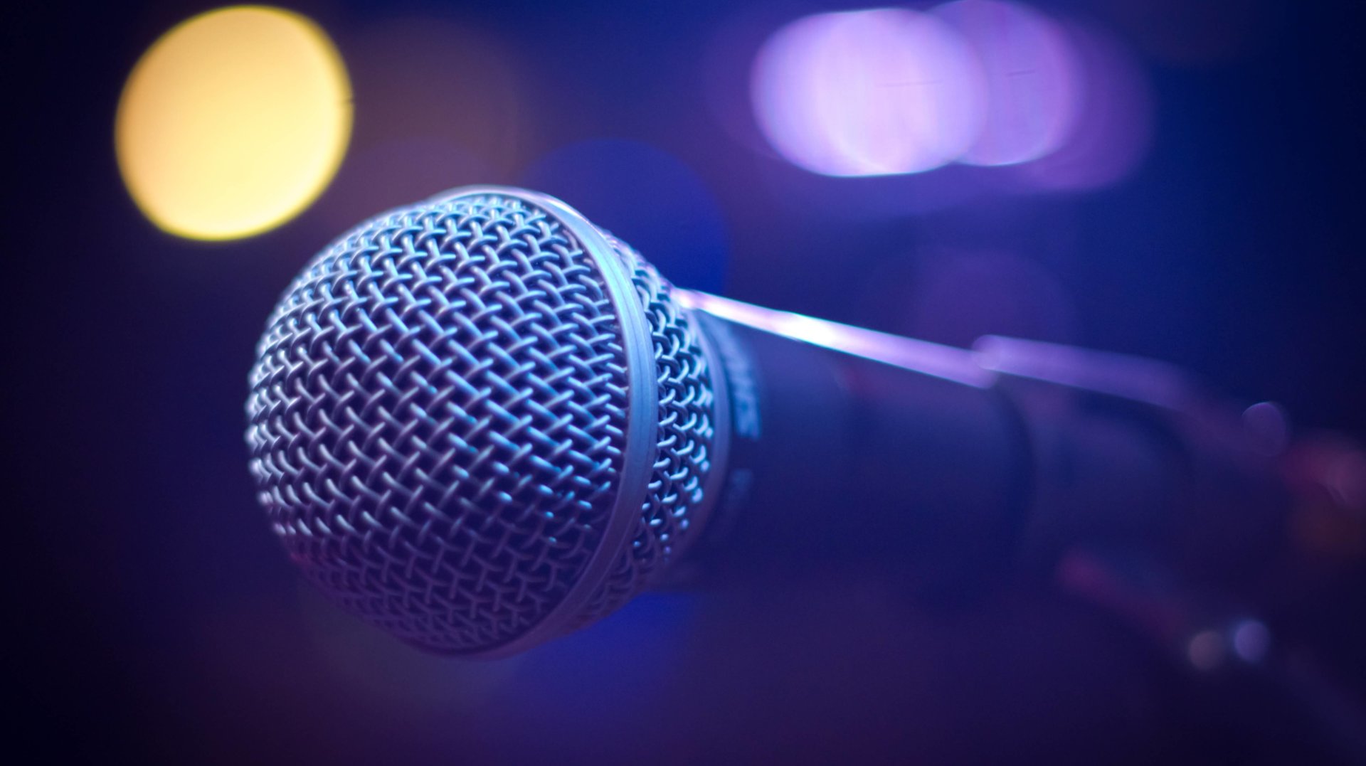 How to use humor in your brand